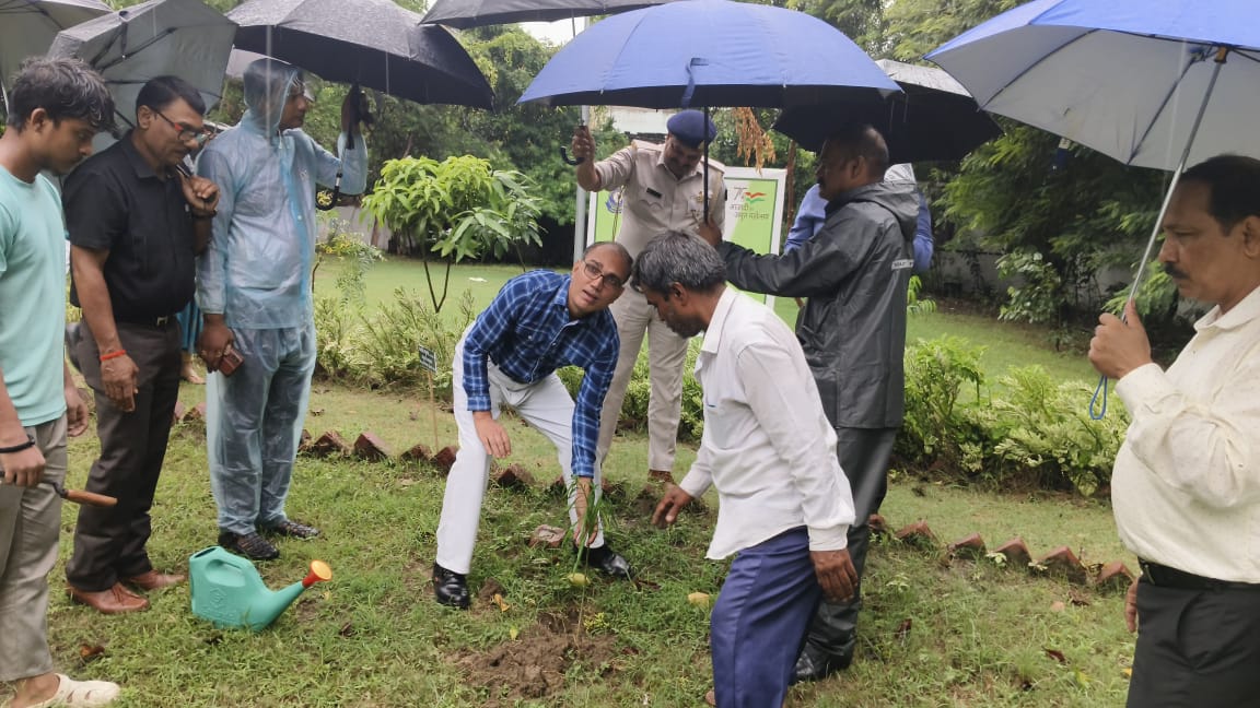 Under Swachhta Pakhwara, 2025 plantation at Central Revenue Colony, Salimpura Dumra, Patna have been done by and in  supervision of Sri Vikash Kumar, Chief  Commissioner and Sri Mohan Kumar Meena, Commissioner of Customs (P) Patna.
